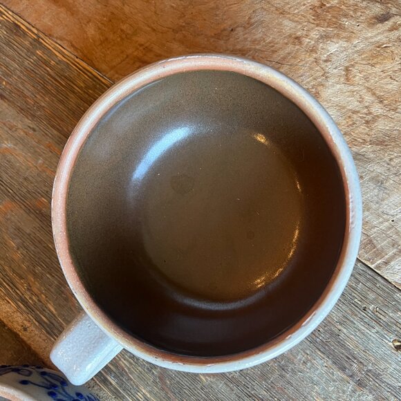 Vintage 2 Chowder Bowls Salmon Falls Stoneware Salt Glaze Pottery Blueberry Vine - Picture 4 of 8